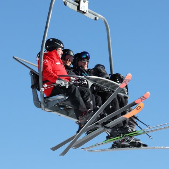 Les amoureux se sont offerts un très beau séjour pour profiter de la pause hivernale main dans la main.
Exclusif - Salma Hayek et son mari François-Henri Pinault font du ski à Aspen. Le 27 décembre 2023.