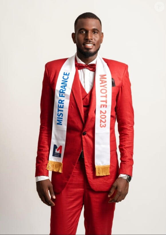 Nadjim Badiroiti représente Mayotte au concours Mister France 2024.