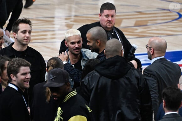 Matt Pokora et Tony Parker - Célébrités assistent au match de basket de NBA entre les Cavs de Cleveland contre les Brooklyn Nets (111-102) à l'Accor Arena à Paris le 11 janvier 2024.