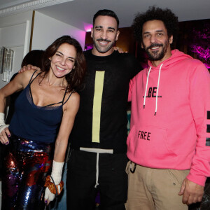 Même son de cloche pour Arthur, qui commentait la partie ou même Tomer Sisley, grand fan de poker (Pour ne citer qu'eux). Du beau monde en somme !
Exclusif - Sandra Sisley, Adil Rami, Tomer Sisley - Soirée "Patins" à l'hôtel Kimpton St-Honoré à Paris, France, le 11 janvier 2024.