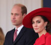 Elle devra, ensuite, rester se reposer à Windsor pendant deux ou trois mois.
Le prince William et Kate Middleton - Cérémonie de bienvenue du président de la Corée du Sud à Horse Guards Parade à Londres, le 21 novembre 2023.
