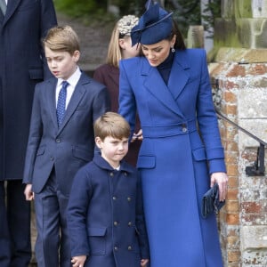 Le prince George de Galles, Le prince Louis de Galles, Catherine (Kate) Middleton, princesse de Galles à Sandringham, Norfolk.