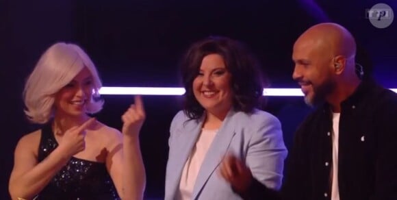 Et Marlène Schaff était brune
Lucie Bernardoni et Marlène Schaff échangent de couleur de cheveux - prime de la "Star Academy 2023" du 20 janvier 2024, sur TF1