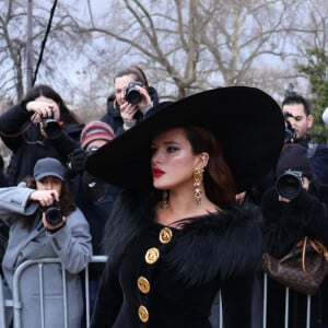 Bella Thorne - Arrivées au défilé Schiaparelli Haute Couture Printemps/Été 2024 dans le cadre de la Fashion Week de Paris le 22 janvier 2024. © Denis Guignebourg / Bestimage