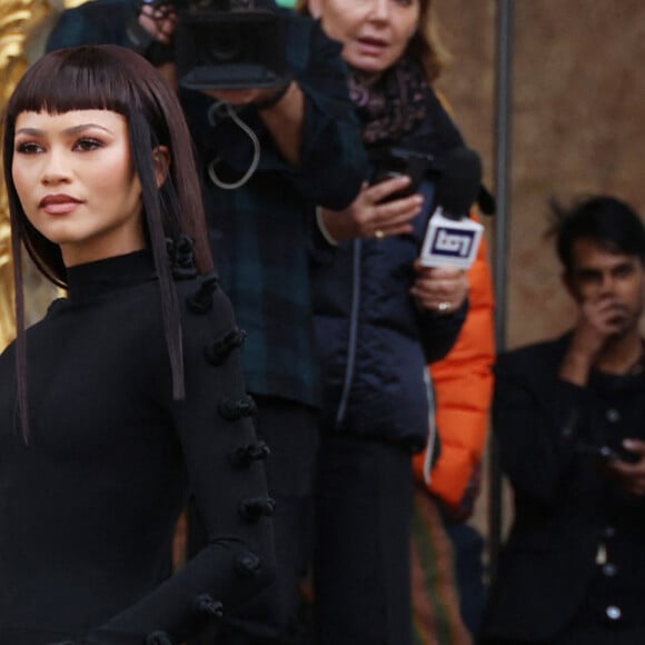 Zendaya - Arrivées au défilé Schiaparelli Haute Couture Printemps/Été 2024 dans le cadre de la Fashion Week de Paris le 22 janvier 2024. © Denis Guignebourg/Bestimage