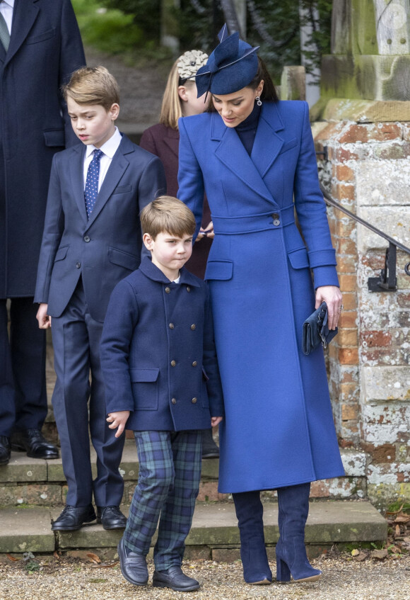 Le prince George de Galles, Le prince Louis de Galles, Catherine (Kate) Middleton, princesse de Galles, - Messe de Noël à Sandringham
