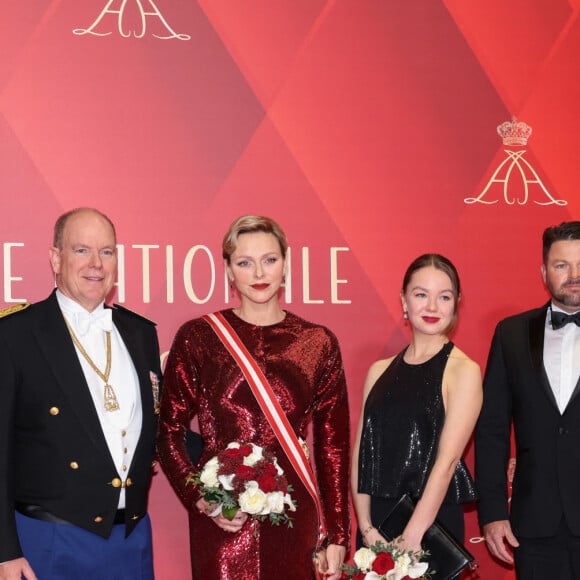 La princesse Caroline de Hanovre, le prince Albert II et la princesse Charlene de Monaco, la princesse Alexandra de Hanovre, Sean Wittstock et sa femme Chantell - Arrivées à la traditionnelle soirée de la Fête Nationale Monégasque au Grimaldi Forum à Monaco. Le 19 novembre 2023. La Famille Princière et leurs convives ont assisté à un spectacle lyrique "Caruso à Monaco". © Claudia Albuquerque / Bestimage 