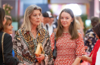 Caroline de Monaco : Sa fille Alexandra de Hanovre lui vole un tenue iconique, joli clin d'oeil devant Charlotte Casiraghi