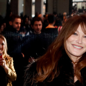 Carla Bruni-Sarkozy - Défilé Haute Couture Zuhair Murad au palais de Tokyo à Paris, le 24 janvier 2024. © Christophe Clovis / Bestimage