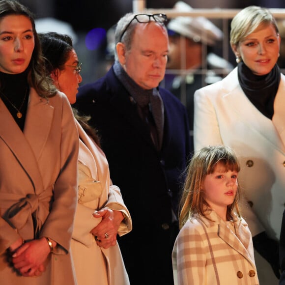 Le prince Albert II de Monaco, la princesse Charlene, le prince Jacques et la princesse Gabriella - Célébrations de la Sainte Dévote, Sainte Patronne de Monaco - Embrasement de la barque par la famille princière le 26 janvier 2024. © Jean-Charles Vinaj / Pool Monaco / Bestimage