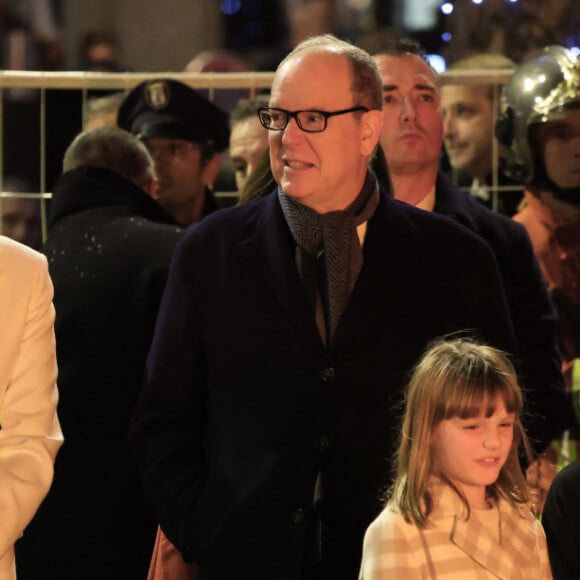 Le prince Albert II de Monaco, la princesse Charlene, le prince Jacques et la princesse Gabriella - Célébrations de la Sainte Dévote, Sainte Patronne de Monaco - Embrasement de la barque par la famille princière le 26 janvier 2024. © Jean-Charles Vinaj / Pool Monaco / Bestimage