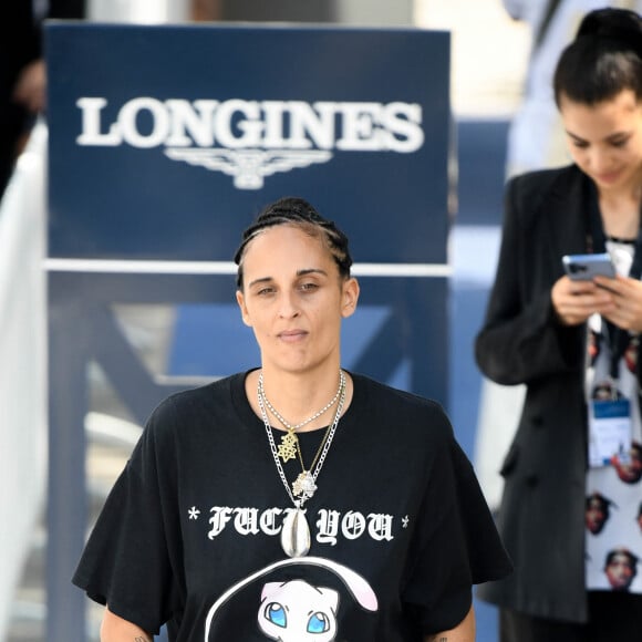 Exclusif - Roxane Depardieu et sa compagne la chanteuse Elia arrivent à la 9ème édition du "Longines Paris Eiffel Jumping" au Champ de Mars à Paris, France, le 23 juin 2023. © Pierre Perusseau/Bestimage  Exclusive - For Germany Call For Price - Celebs arrive at the 9th edition of the "Longines Paris Eiffel Jumping" at the Champ de Mars in Paris, France, on June 23rd, 2023.