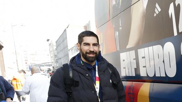 PHOTOS Nikola Karabatic et son frère Luka célèbrent leur magnifique victoire en famille avec femmes et enfants