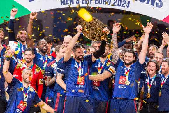 Les deux handballeurs sont devenus champions d'Europe 
 
La France championne d'Europe de Handball face au Danemark lors des Championnats d'Europe à Cologne