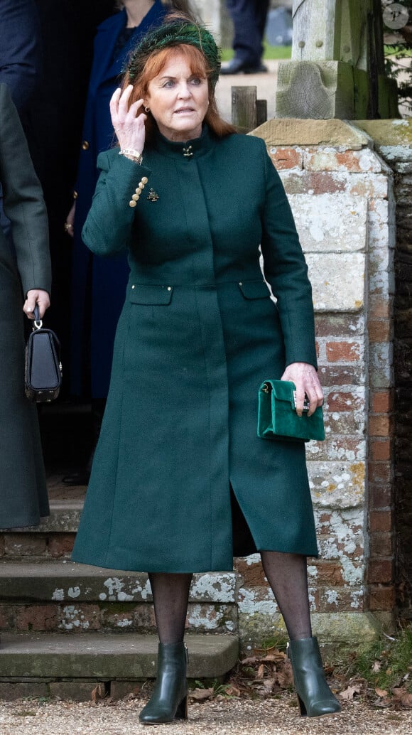 Sarah Ferguson, son ex-belle-soeur, soigne en effet son deuxième cancer en un an.
Sarah Ferguson, duchesse d'York - Les membres de la famille royale britannique lors de la messe du matin de Noël en l'église St-Mary Magdalene à Sandringham, le 25 décembre 2023.