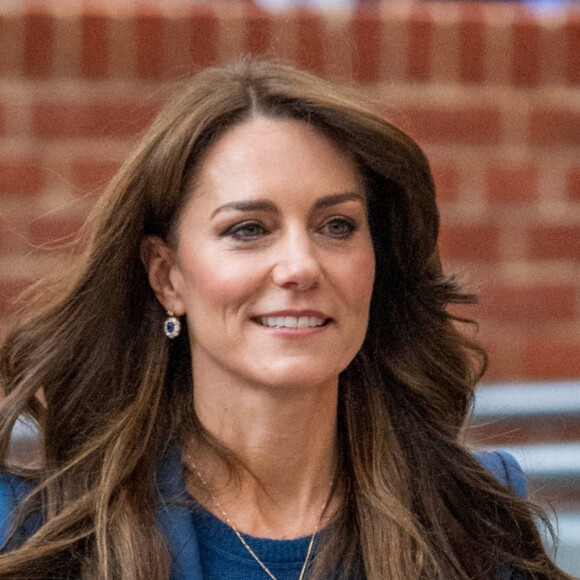 Un coup dur, sachant que Kate Middleton n'est pas au top. 
Kate Middleton, princesse de Galles - Ouverture d'une aile de chirurgie au St Thomas Hospital, Londres