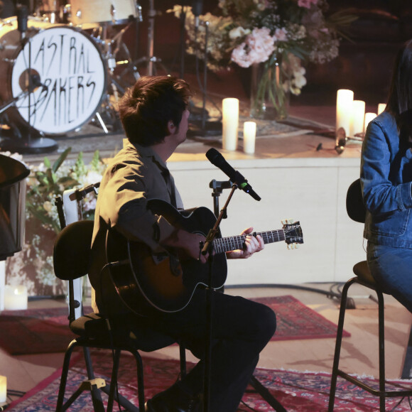 Exclusif - Clara Luciani - "Messages personnels" , hommage à Françoise Hardy pour ses 80 ans, lors de la 3ème édition de l'Hyper Weekend Festival de radio France à Paris et diffusé sur France Inter. Un concert conçu par le compositeur Sage avec des nombreux artistes dont son fils Thomas Dutronc le 28 janvier 2024. © Jack Tribeca / Bestimage 