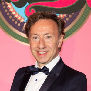 Stéphane Bern - Arrivées des invités au Bal de la Rose 2023 sur le thème "Bollywood" à la salle des étoiles à Monaco le 25 mars 2023. © Olivier Huitel / Pool / Bestimage 