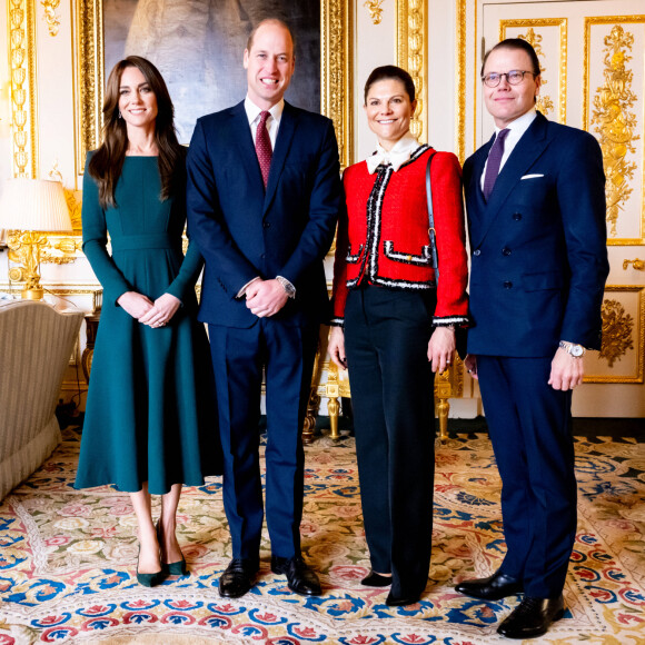 La princesse Victoria et le prince Daniel de Suède reçus par Le prince William, prince de Galles, et Catherine (Kate) Middleton, princesse de Galles, au château de Windsor, le 30 novembre 2023.  Prince William, Princess Catherine, Crown Princess Victoria, Prince Daniel, Meeting with the Prince and Princess of Wales at Windsor Castle as part of the official visit of the Swedish Crown Princess and Crown Princess to the United Kingdom, day 2, in Windsor, United Kingdom, 30 November 2023. ( DANA-No: 02485497 ) 