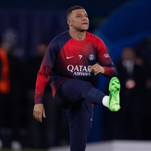 Contre le journaliste Achille Ash pour "usage de faux en écriture" et "abus de confiance.
Kylian Mbappé lors du match aller des huitièmes de finale de la Ligue des champions entre le Paris Saint-Germain (PSG) et la Real Sociedad (2-0) au Parc des Princes à Paris, France, le 15 février 2024. © Jérémy Melloul/Bestimage 