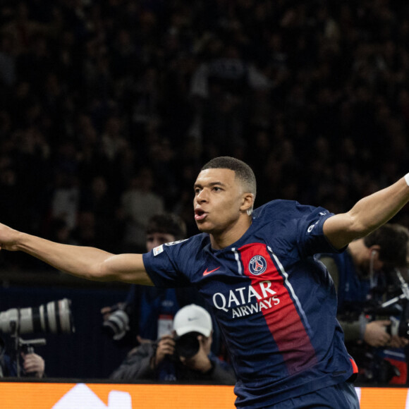 Kylian Mbappé lors du match aller des huitièmes de finale de la Ligue des champions entre le Paris Saint-Germain (PSG) et la Real Sociedad (2-0) au Parc des Princes à Paris, France, le 15 février 2024. © Jérémy Melloul/Bestimage 