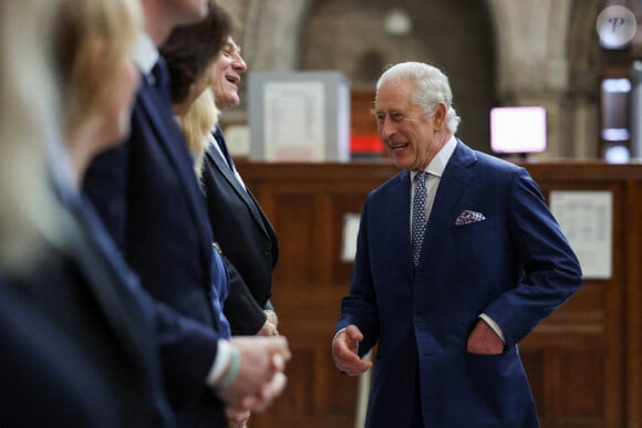 Le roi Charles III visite les cours royales de justice du centre de Londres. Le 14 décembre 2023.