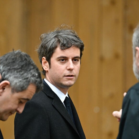 Sebastien Lecornu, Gérald Darmanin, Gabriel Attal et Eric Dupond Moretti - Cérémonie d'hommage national aux victimes françaises des attaques terroristes du 7 octobre en Israël dans la cour d'honneur de l'Hôtel national des Invalides, à Paris, le 7 février 2024. ©Eric Tschaen/Pool/Bestimage
