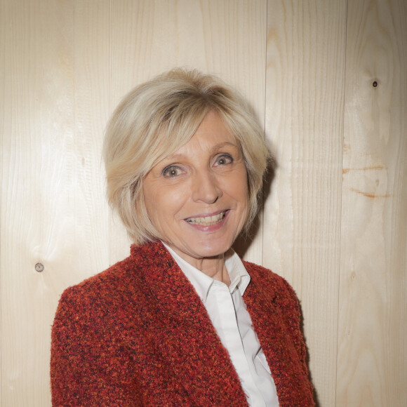 Mais elle n'a pas souhaité dévoiler comment elle s'était blessée
Exclusif - Evelyne Dheliat lors de l'inauguration du 20ème Forum International Météo et Climat à Paris, France, le 6 octobre 2023. © Jack Tribeca/Bestimage