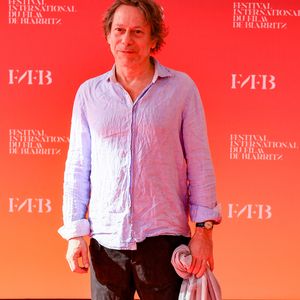 Mathieu Amalric - Première du film "Une année difficile" lors du 1er Festival International du Film de Biarritz "Nouvelles vagues" à Biarritz, le 30 juin 2023. © Christophe de Prada/Bestimage