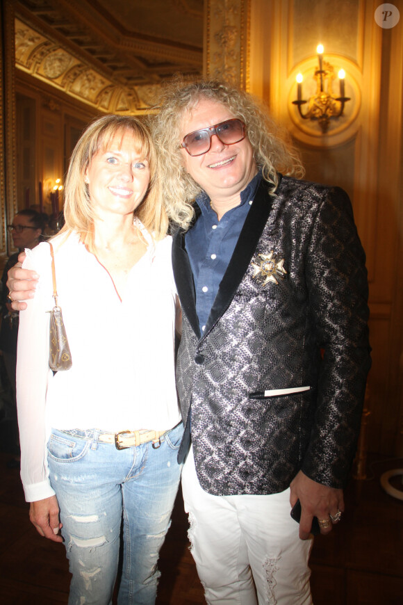 Exclusif - Pierre-Jean Chalençon (surnommé l'Empereur) et sa soeur Isabelle Chalençon - Anniversaire de Pierre-Jean Chalençon au Palais Vivienne à Paris, France, le 17 septembre 2017. © Philippe Baldini/Bestimage