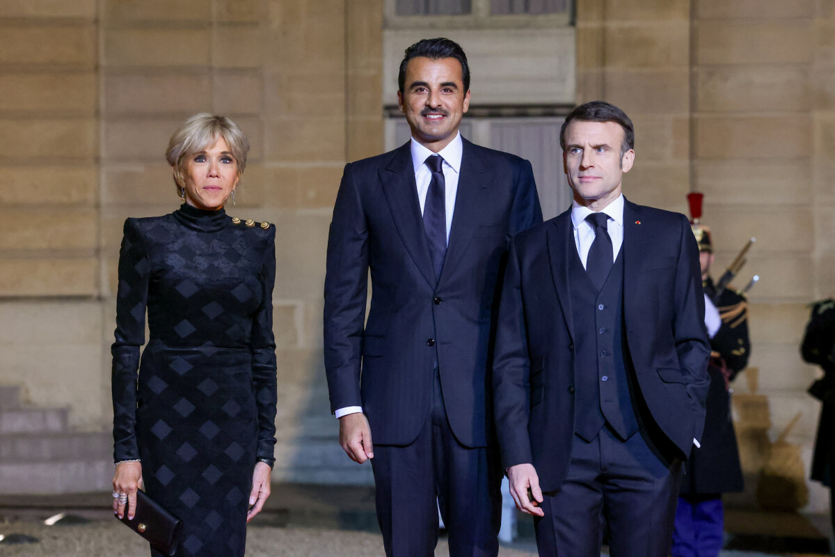 Photo : Le président de la République Emmanuel Macron a reçu l'Émir du ...