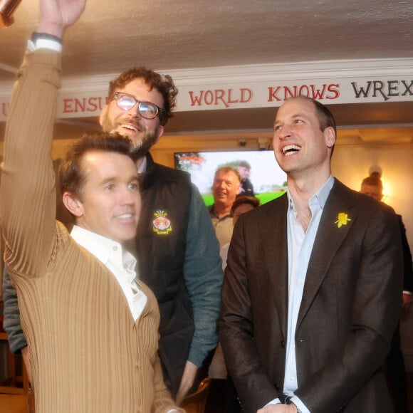 Le prince William, prince de Galles, visite le Turf Pub près de Wrexham, le 1er mars 2024. 