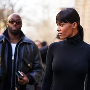 Tina Kunakey - Arrivées au défilé de mode Sacai collection femme automne/hiver 2024-2025 au Ground Control à Paris lors de la fashion week (PFW) le 4 mars 2024. © Lucia Sabatelli / Bestimage