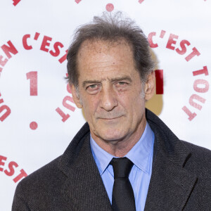 C'est avec beaucoup de fierté que Vincent Lindon s'est rendu sur place.
Vincent Lindon - Dîner de gala de l'association "Un rien c'est tout" au Musée de l'armée aux Invalides à Paris. Le 7 mars 2024. © Cyril Moreau / Bestimage