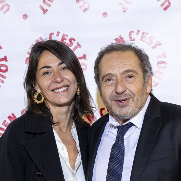 Anthony Delon, Patrick Timsit, Emmanuel Chain, Gilles Lellouche ont également participé à ce dîner de gala.
Cécile Duffau et Patrick Timsit - Dîner de gala de l'association "Un rien c'est tout" au Musée de l'armée aux Invalides à Paris. Le 7 mars 2024. © Cyril Moreau / Bestimage