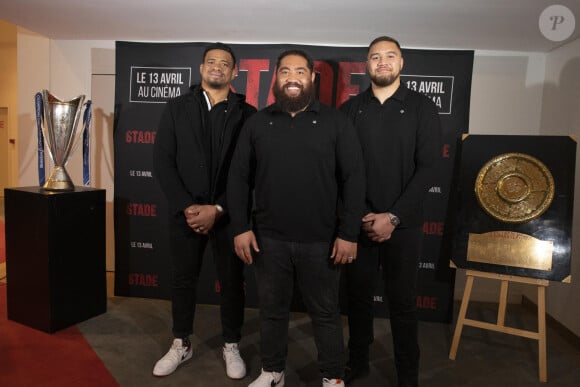 Son fils se prénomme Marcellus Kenese Meafou

Exclusif - Iosefa Tekori, Emmanuel Meafou, Paulo Tafili - Avant-première du film "Le Stade" au cinéma Gaumont Wilson avec tous joueurs du Le Stade Toulousain à Toulouse le 29 mars 2022. Le 13 avril sortira le film "Le Stade", le film sur le Le Stade Toulousain. Une immersion cinématographique inédite retraçant la saison dernière auréolée d'un doublé historique Champions Cup - Top 14. Le club de rugby de la ville rose, le plus titré de France et d'Europe, a ouvert en grand ses portes aux réalisateurs E. Hannezo et M. Vollaire. © Frédéric Maligne/Bestimage