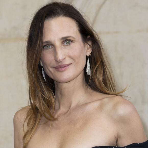 Au Festival de Cannes les 14 et 25 mai prochains. Il s'agit de Camille Cottin !
Camille Cottin au photocall du défilé Dior Haute Couture Printemps/Été dans le cadre de la Fashion Week de Paris (PFW), au musée Rodin à Paris, France. © Olivier Borde/Bestimage 