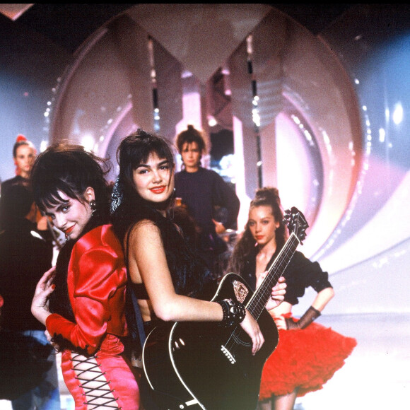 Lio et sa demi-soeur Helena Noguerra en 1996