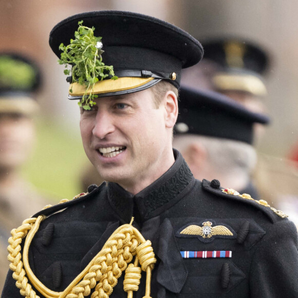 Le prince William, prince de Galles, et la colonelle Catherine (Kate) Middleton, princesse de Galles, à l'assemblée annuelle des Irish Guards Parade de la St Patrick à Mons Barracks à Aldershot, le 17 mars 2023. Catherine (Kate) Middleton, princesse de Galles, a récemment été nommée colonelle de l'Irish Guards par le roi d'Angleterre. 