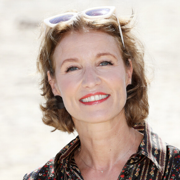 Alexandra Lamy - Photocall de "Touchées" lors de la 24ème édition du Festival de la Fiction TV de la Rochelle. Le 14 septembre 2022 © Patrick Bernard / Bestimage