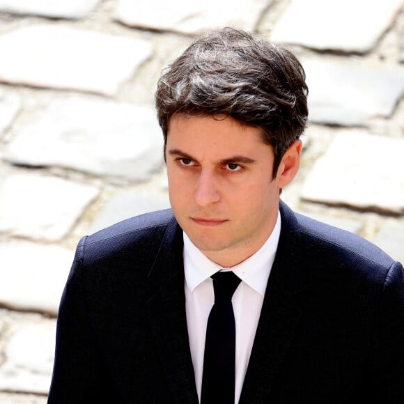 Gabriel Attal lors de l'hommage national pour l'amiral Philippe de Gaulle dans la cour d'honneur de l'Hôtel national des Invalides à Paris le 20 mars 2024. © Dominique Jacovides / Bestimage 