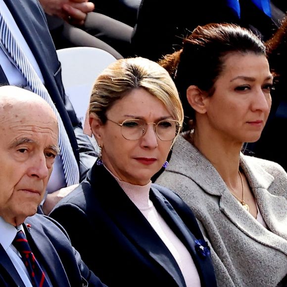 Alain Juppé, Patricia Mirallès, Sabrina Agresti-Roubache lors de l'hommage national pour l'amiral Philippe de Gaulle dans la cour d'honneur de l'Hôtel national des Invalides à Paris le 20 mars 2024. © Dominique Jacovides / Bestimage 