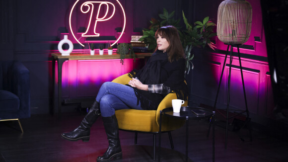 Sandrine Quétier se livre dans "En Privé avec", pour "Purepeople.com".