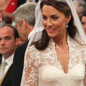 Les déboires de celles qui ont porté ce titre durant toute l'Histoire de l'Angleterre portent à le croire...
Kate Middleton est encore une princesse tout sourire le jour de son mariage avec le rince William. Photo PA Photos/ABACAPRESS.COM