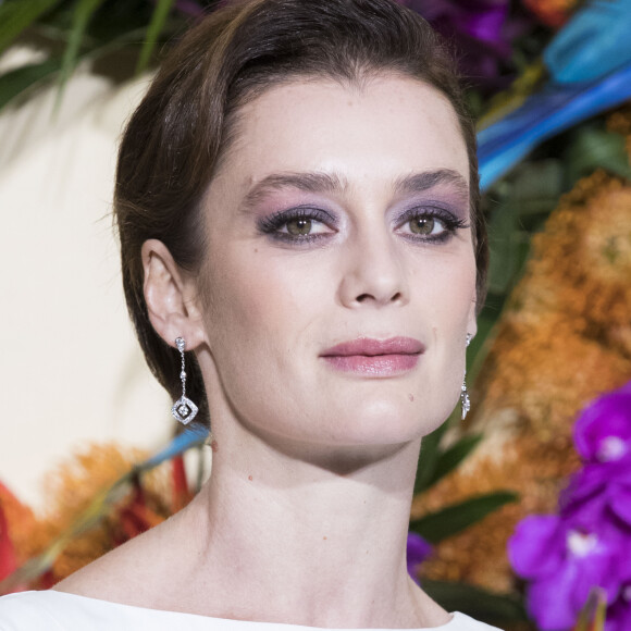En pleine promotion de son nouvel ouvrage "N'oublie pas pourquoi tu danses" qui paraîtra le au début du mois d'avril aux éditions Albin Michel, Aurélie Dupont a partagé la vie d'un grand humoriste marocain
Aurélie Dupont - Gala d'ouverture de l'Opéra National de Paris