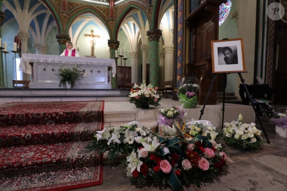 Obsèques de Sylvain Augier en l'église de Sommières, petite commune du Gard le 28 mars 2024. L'ancien présentateur de La Carte au trésor est décédé brutalement à 68 ans le samedi 16 mars à son domicile de Lecques. © Franz Chavaroche/Nice-Matin/Bestimage