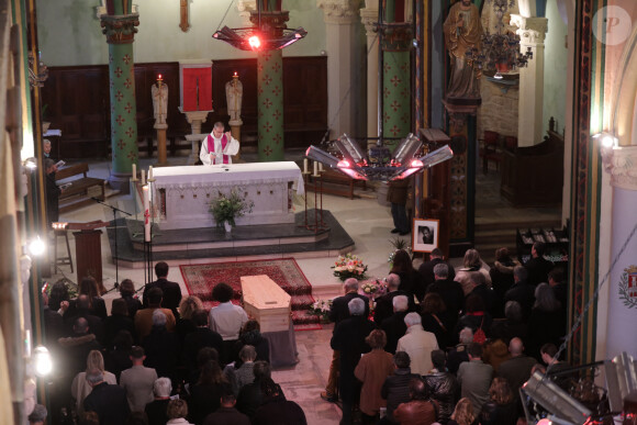 Obsèques de Sylvain Augier en l'église de Sommières, petite commune du Gard le 28 mars 2024. L'ancien présentateur de La Carte au trésor est décédé brutalement à 68 ans le samedi 16 mars à son domicile de Lecques. © Franz Chavaroche/Nice-Matin/Bestimage