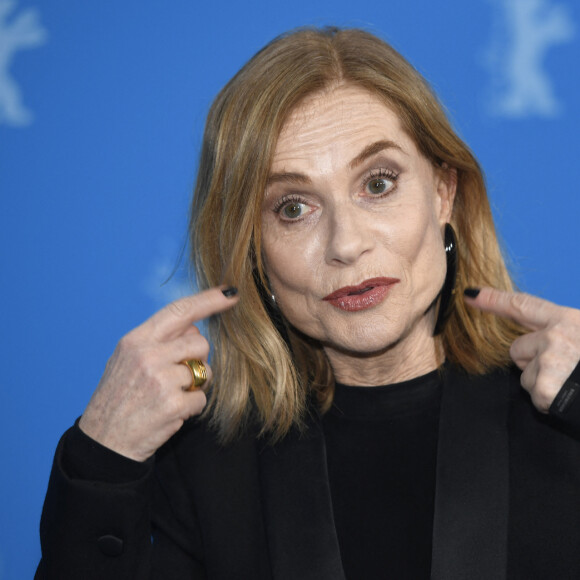 Isabelle Huppert - Photocall du film "A Traveler’s Needs" lors du 74ème Festival International du Film de Berlin 