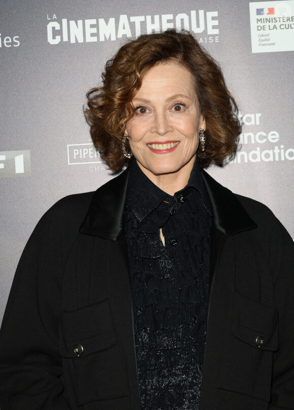 Sigourney Weaver - Vernissage de l'exposition "L'Art de James Cameron" à La Cinémathèque française à Paris, le 3 avril 2024. © Guirec Coadic / Bestimage