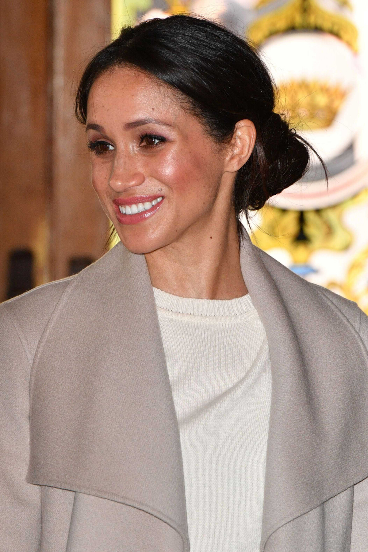 Photo : Meghan Markle arrive au Crown Liquor Saloon à Belfast le 23 ...